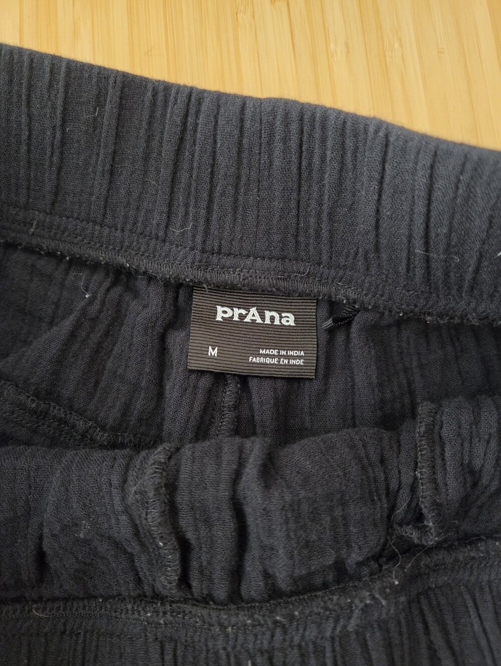 Prana Hideaway Women's Black Short Medium - Picture 6 of 6
